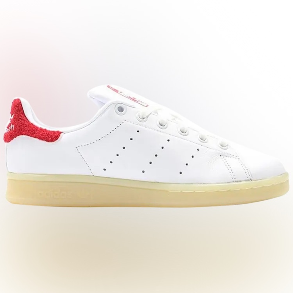 Red Stan Smith size 6.5